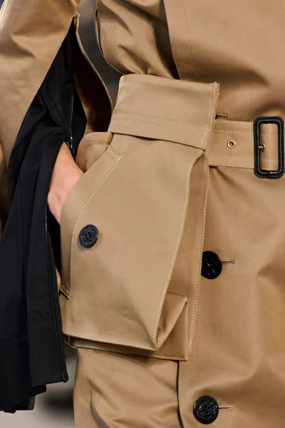 Look 54